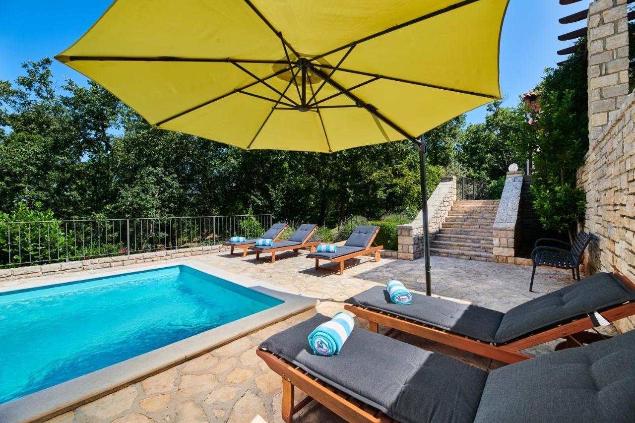 Villa Volpija Buje Exterior foto